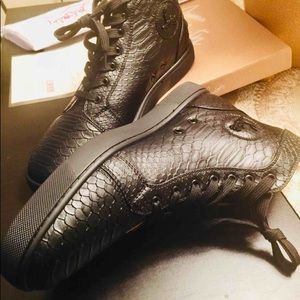 Red bottoms make a offer Let’s negotiate